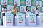 Raveena Tandon, madhoo Shah, Sakshi Tanwar, Rituparna Sengupta at Ariel world record attempt in Andheri Sports Complex, Mumbai on 11th Feb 2014